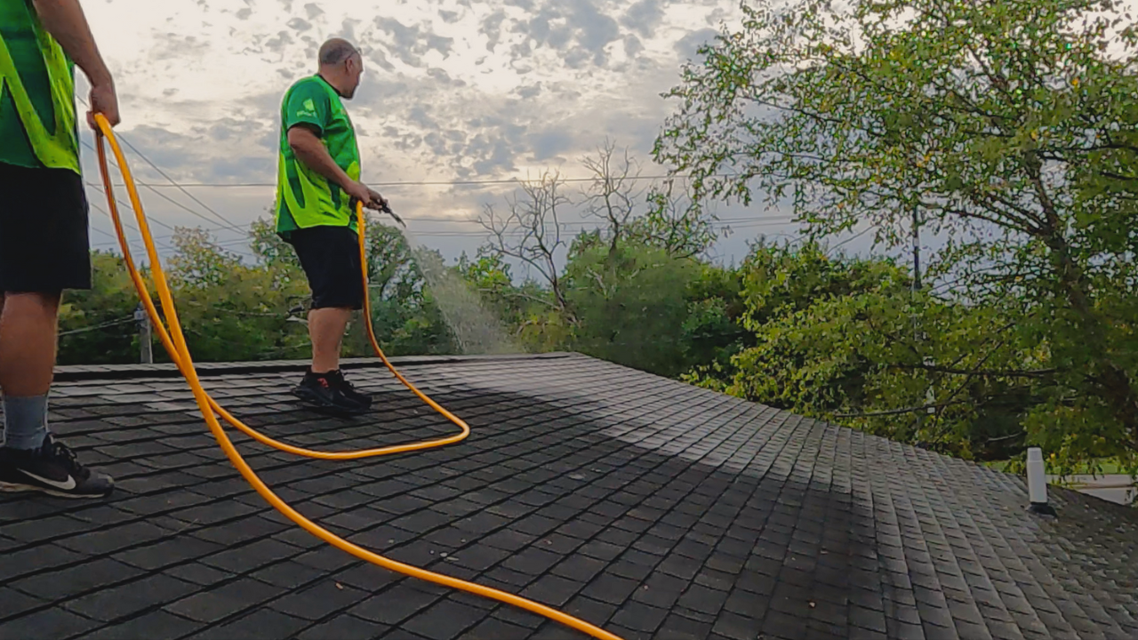 Outstanding Roof Washing in Fort Wayne, IN